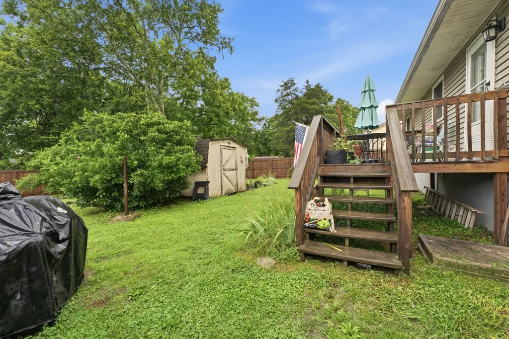 103 Earnhart Street Shelbyville TN 37160