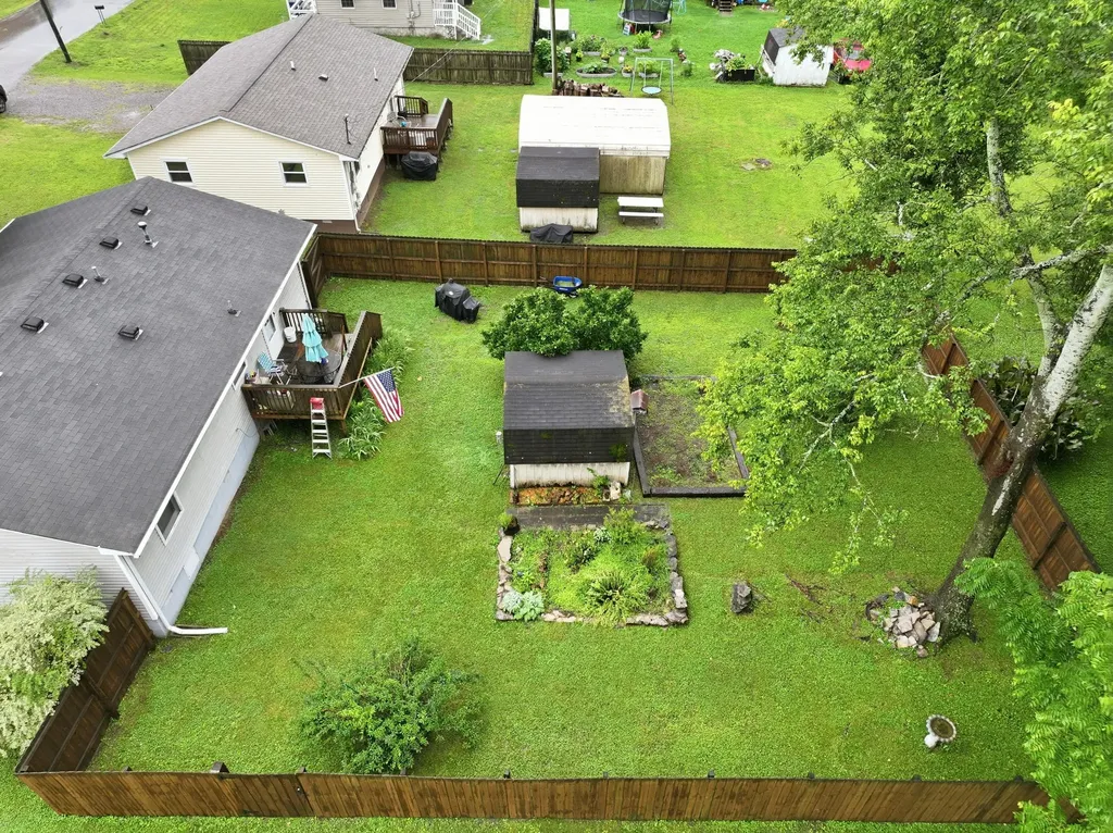 103 Earnhart Street Shelbyville TN 37160