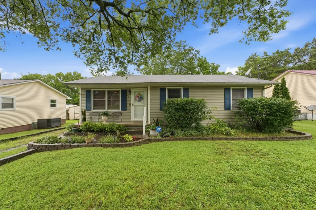 103 Earnhart Street Shelbyville TN 37160