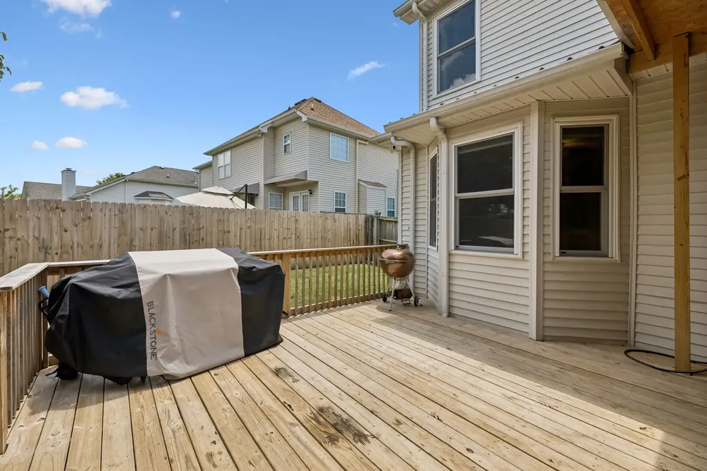 1423 Hilltop Drive Mount Juliet TN 37122