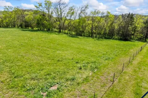 216 Old Wolf Hill Road Bethpage TN 37022