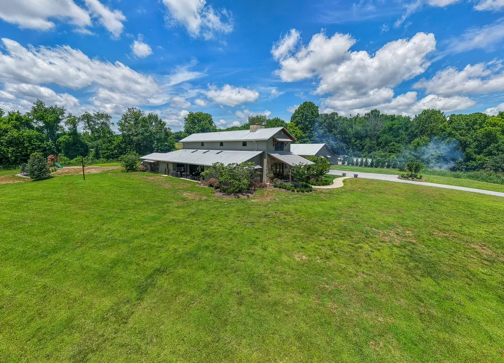 1213 Rock Church Road Dickson TN 37055
