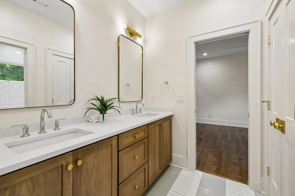 606 S 15th Street Nashville TN 37206