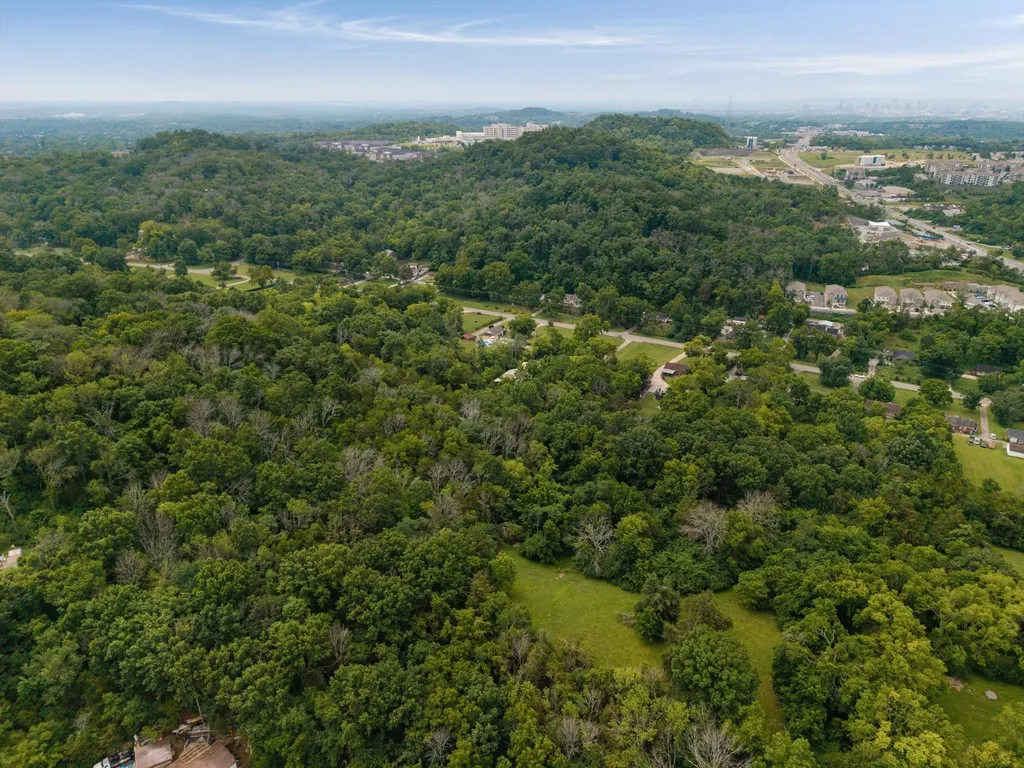 0 Due West Avenue N Madison TN 37115