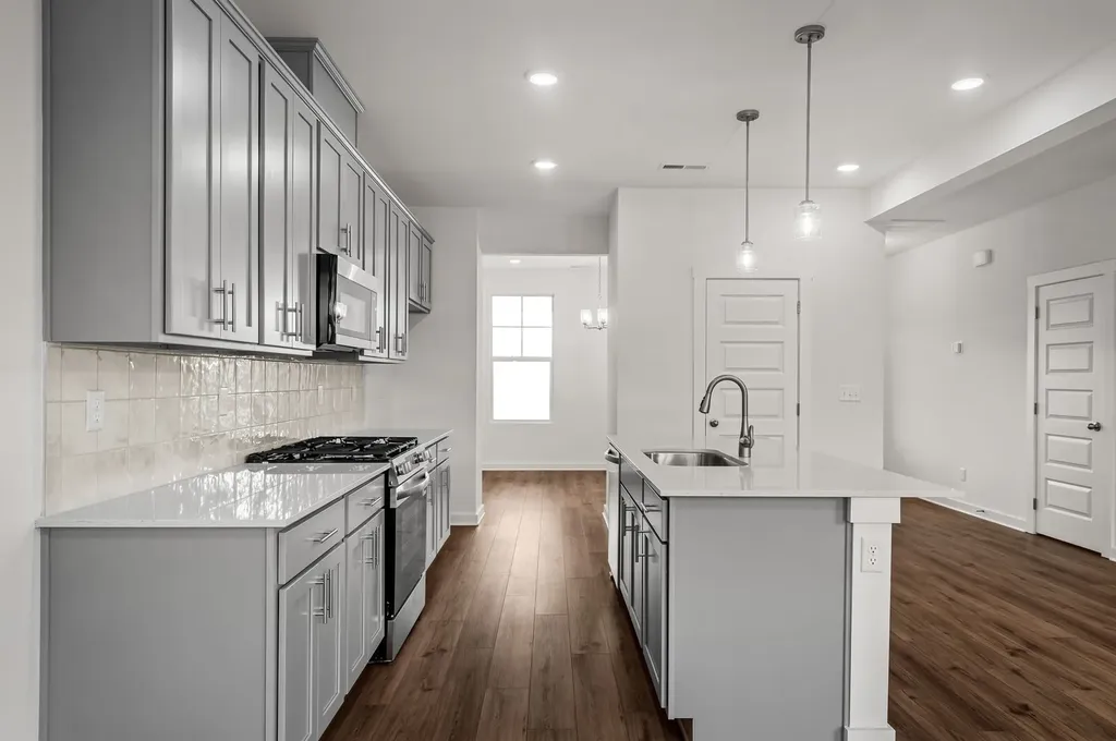 8266 Netterfield Drive White House TN 37188