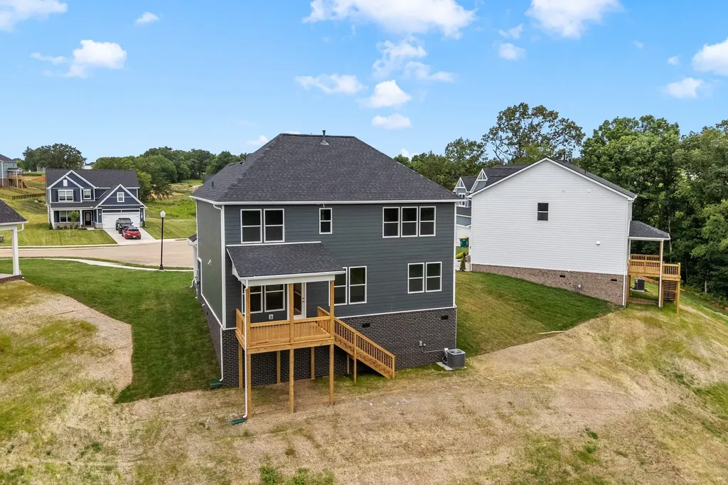 8266 Netterfield Drive White House TN 37188