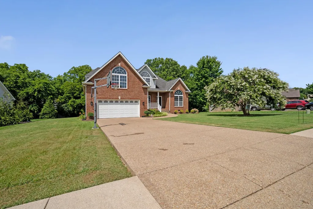 3316 Blackberry Lane Lebanon TN 37087