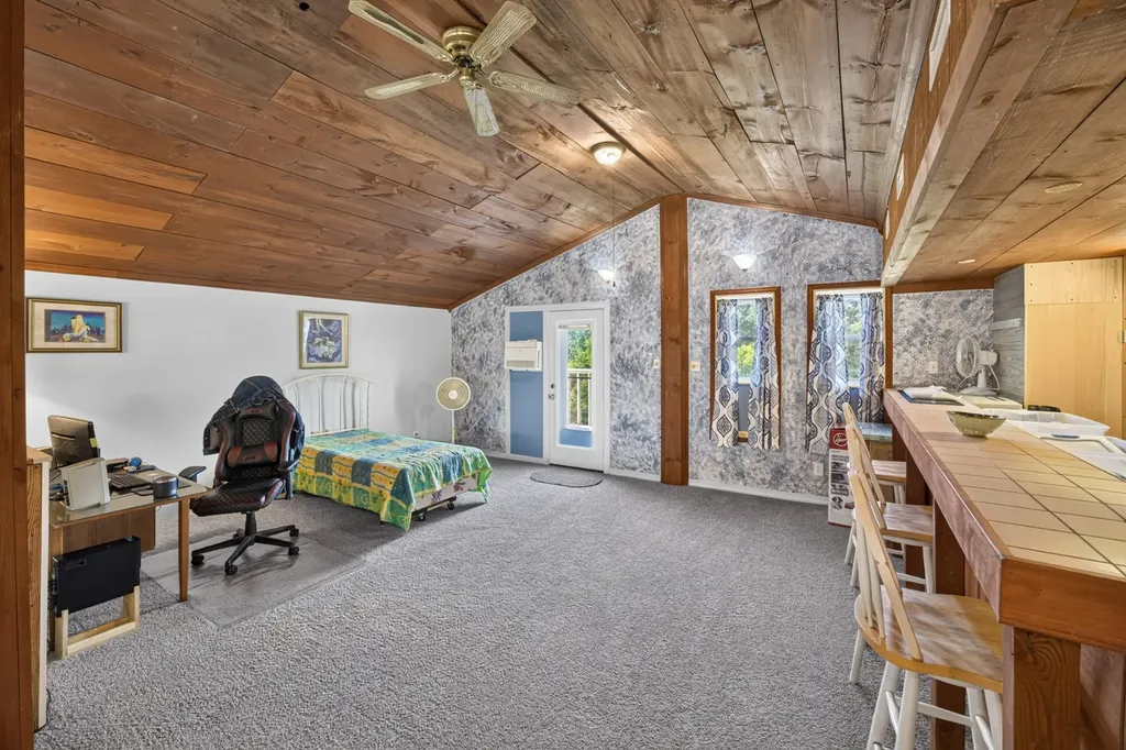 11393 Cookeville Boat Dock Road Baxter TN 38544