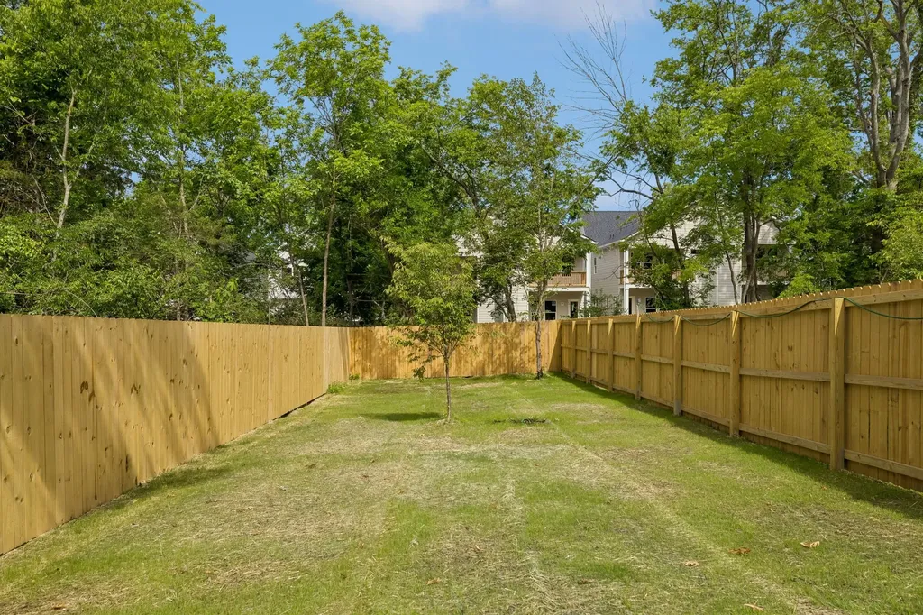 1809A Manchester Avenue Nashville TN 37218