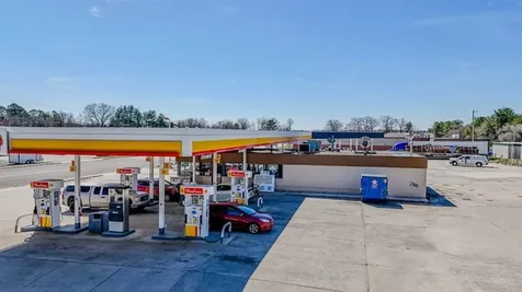 617 Woodbury Highway Manchester TN 37355