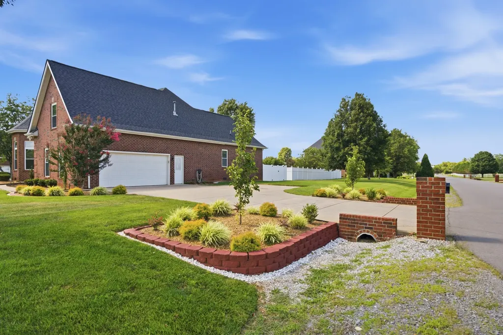 102 Copperas Court Murfreesboro TN 37128