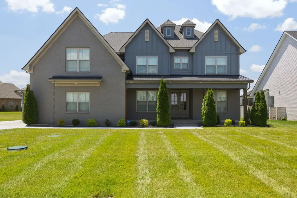 3705 Carriage Drive Murfreesboro TN 37128