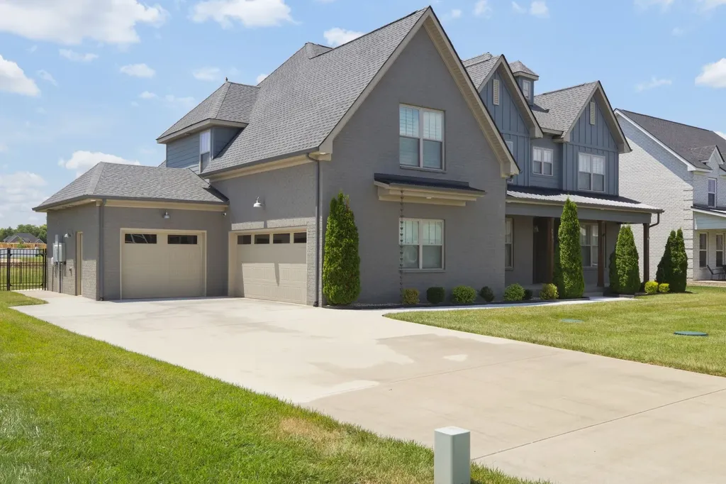 3705 Carriage Drive Murfreesboro TN 37128