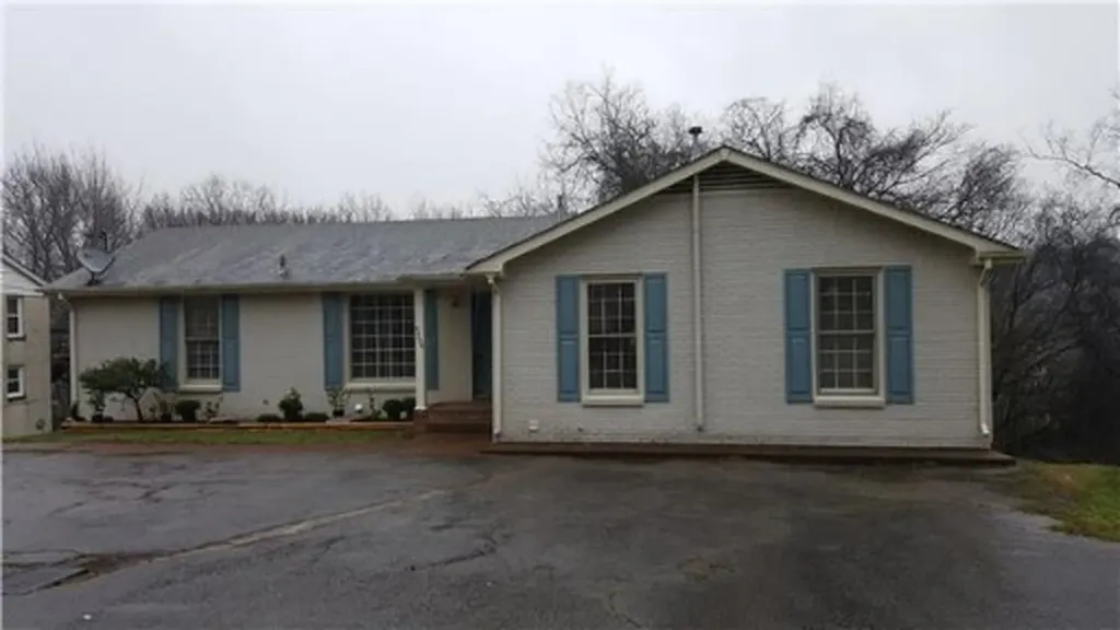 4758 Trenton Drive Hermitage TN 37076