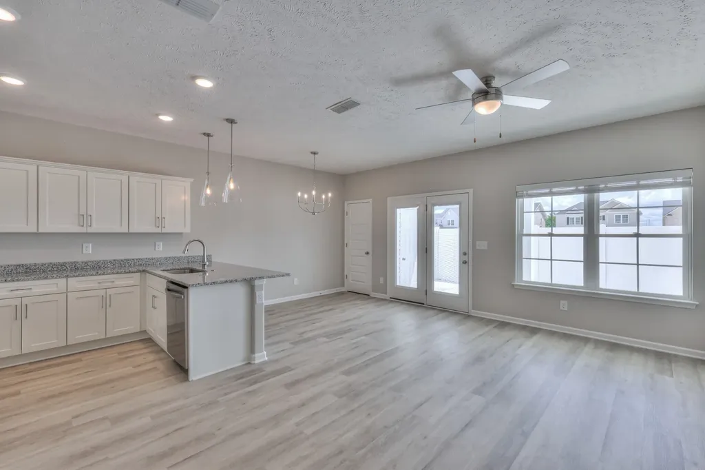 27 Hardwood Road Tullahoma TN 37388