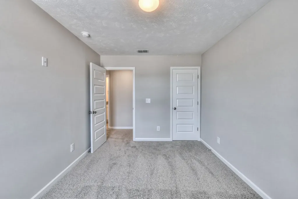 27 Hardwood Road Tullahoma TN 37388