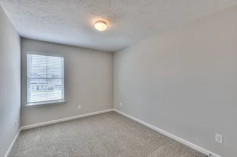 27 Hardwood Road Tullahoma TN 37388