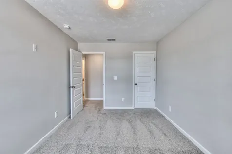 27 Hardwood Road Tullahoma TN 37388