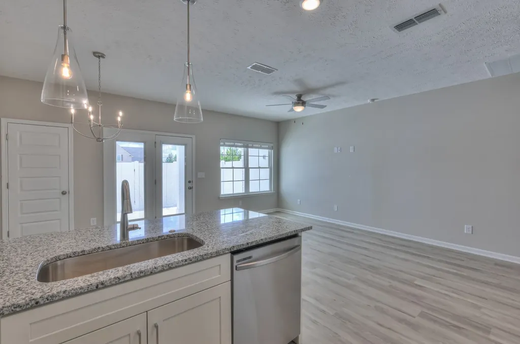 31 Hardwood Road Tullahoma TN 37388