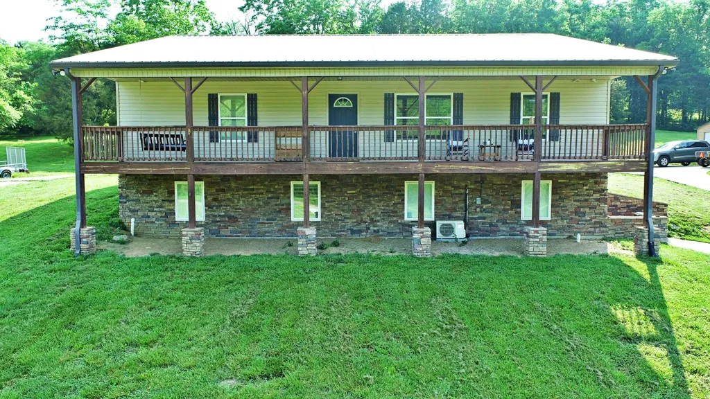1000 Glasgow Branch Road Hartsville TN 37074