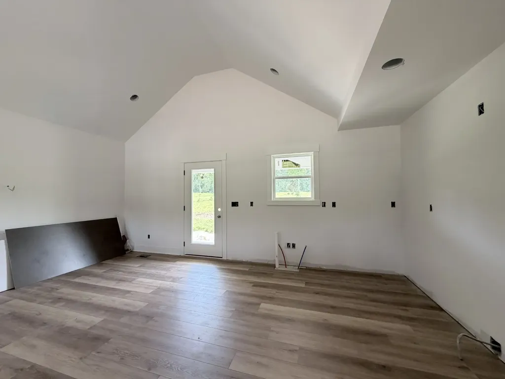 1305 Vickie Lane Portland TN 37148