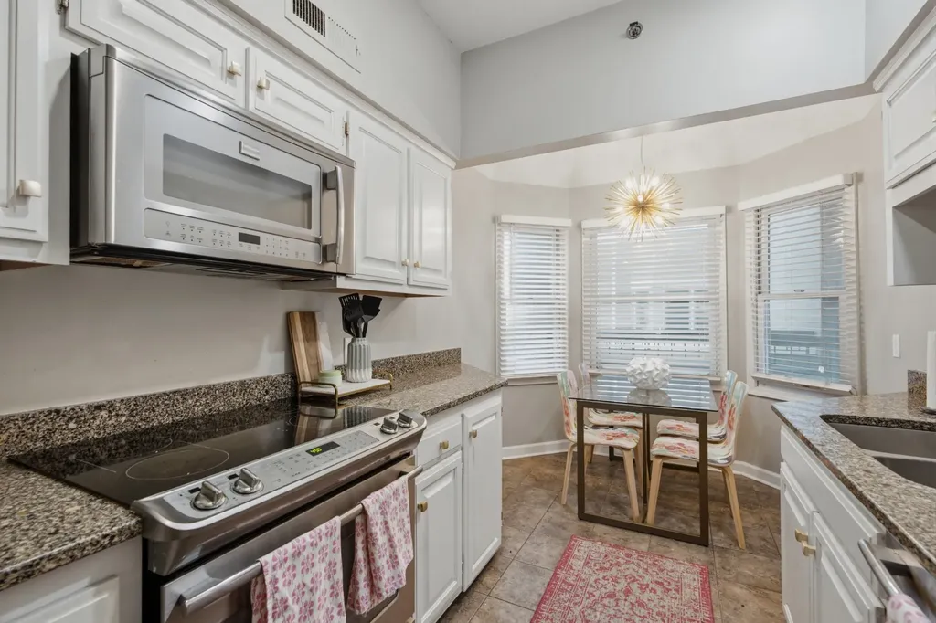 3818 West End Avenue Nashville TN 37205