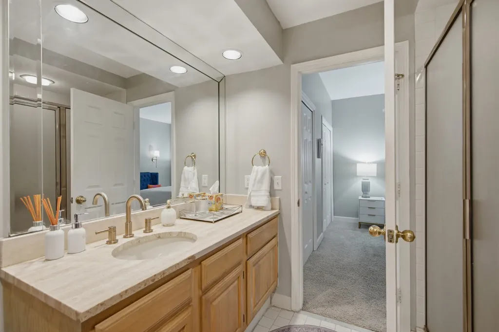 3818 West End Avenue Nashville TN 37205
