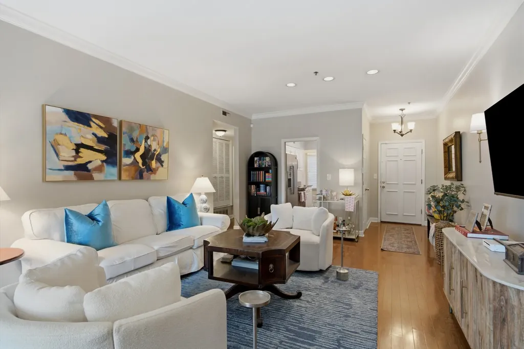 3818 West End Avenue Nashville TN 37205