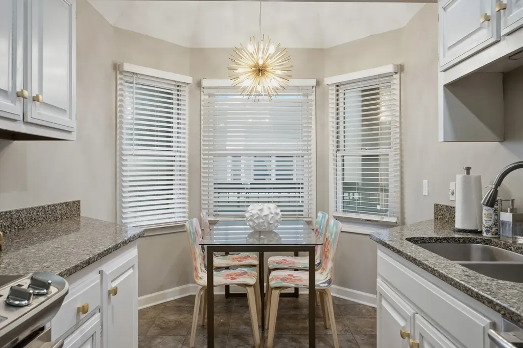 3818 West End Avenue Nashville TN 37205