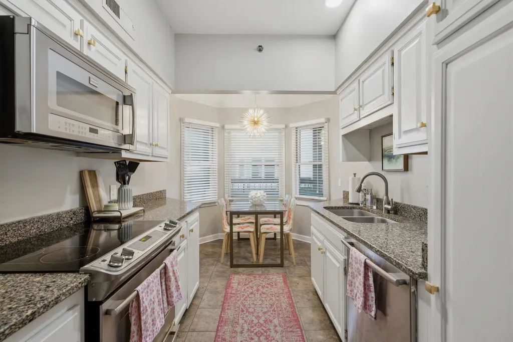 3818 West End Avenue Nashville TN 37205
