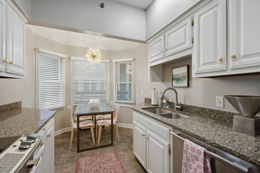 3818 West End Avenue Nashville TN 37205