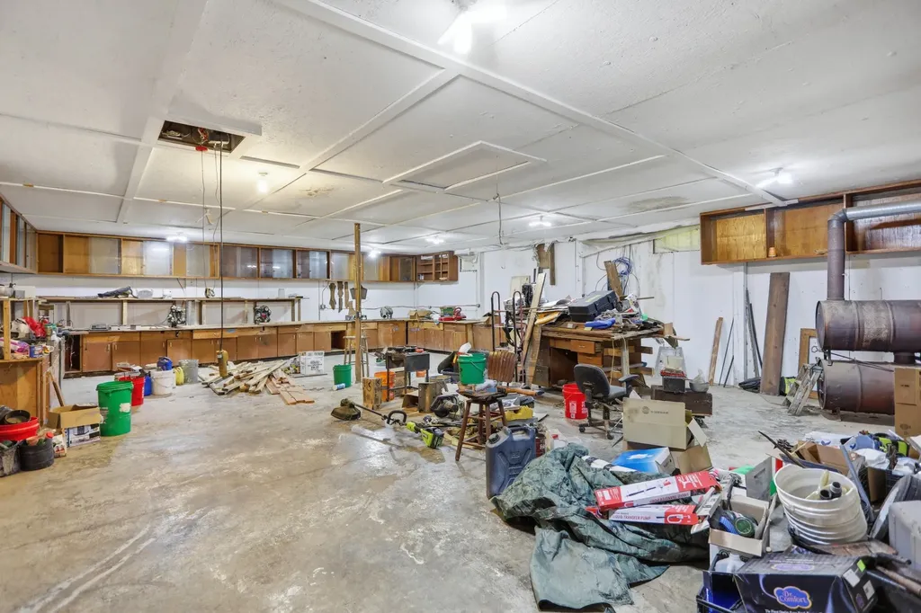 120 Bradley Lane Cottontown TN 37048