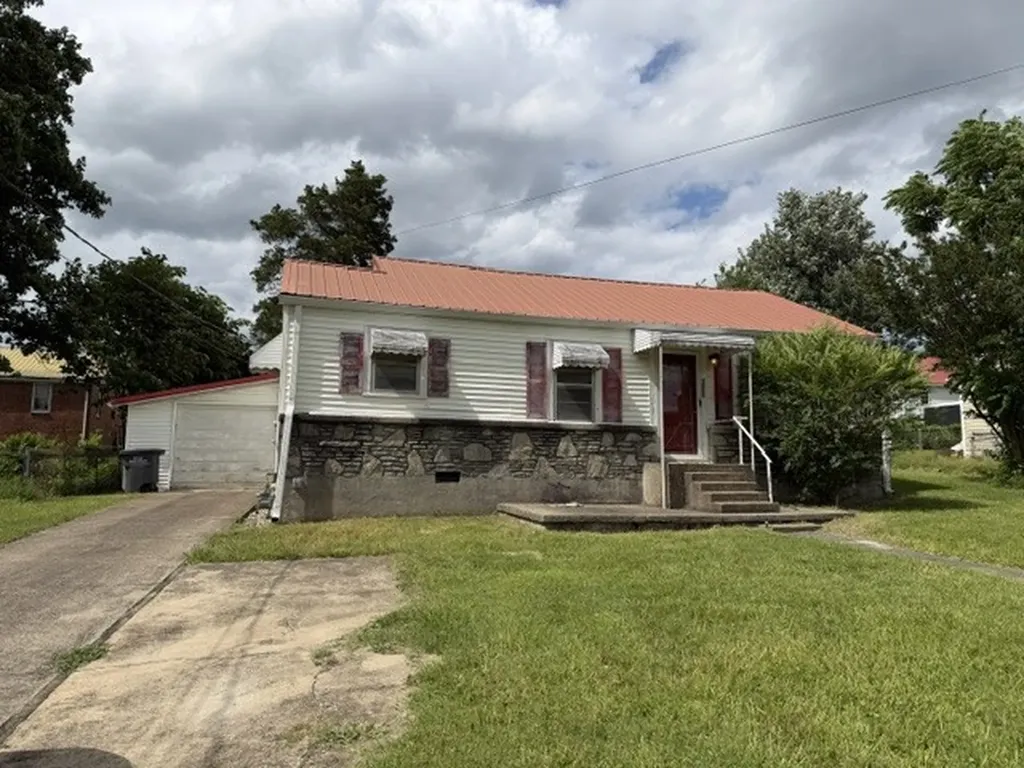 1505 Lawndale Street Fayetteville TN 37334