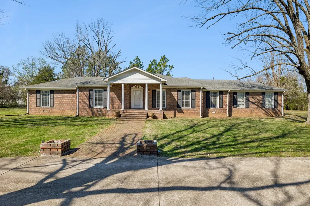 1929 Hickory Ridge Road Lebanon TN 37087