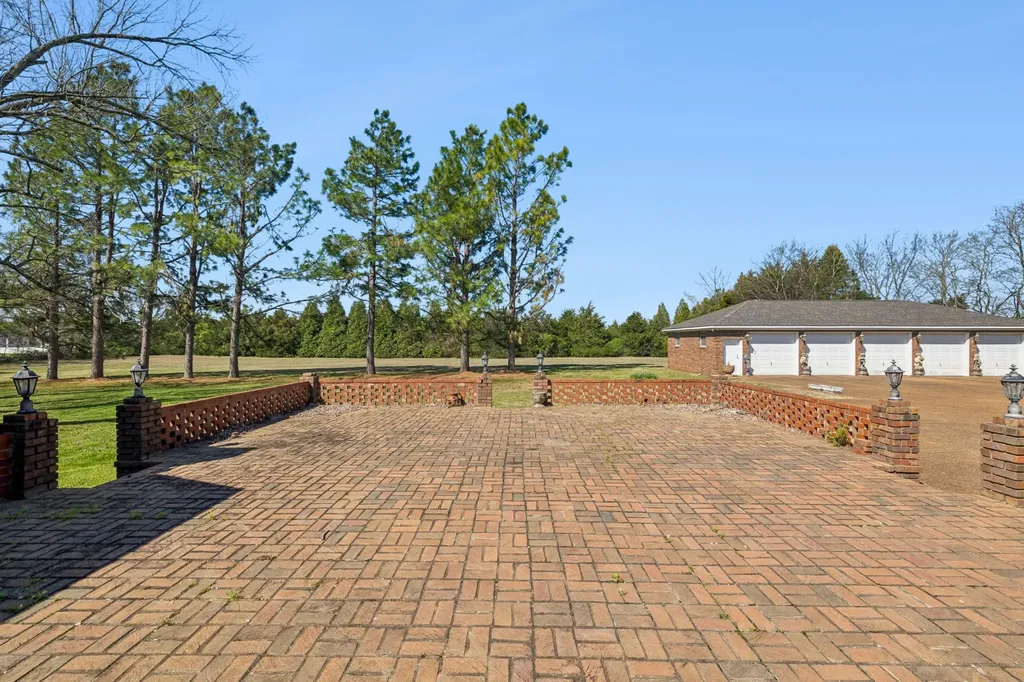 1929 Hickory Ridge Road Lebanon TN 37087