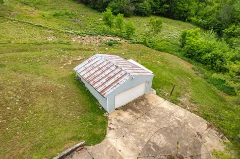 4187 Booker Farm Road Hampshire TN 38461