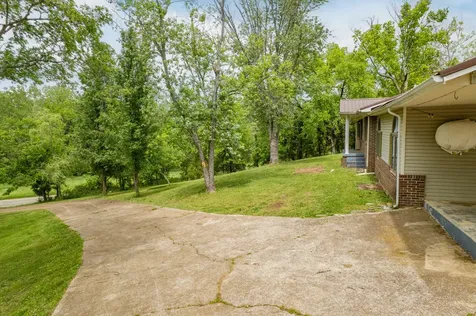 4187 Booker Farm Road Hampshire TN 38461