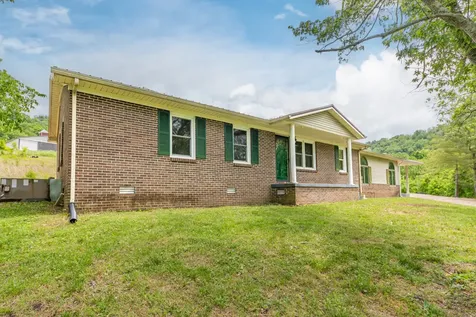 4187 Booker Farm Road Hampshire TN 38461