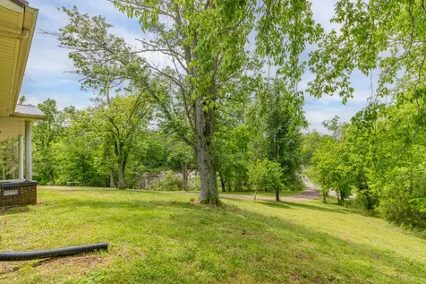 4187 Booker Farm Road Hampshire TN 38461