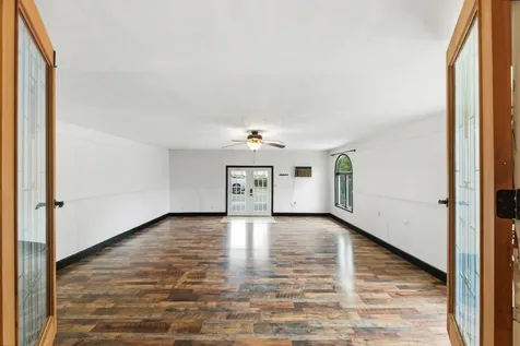 4187 Booker Farm Road Hampshire TN 38461