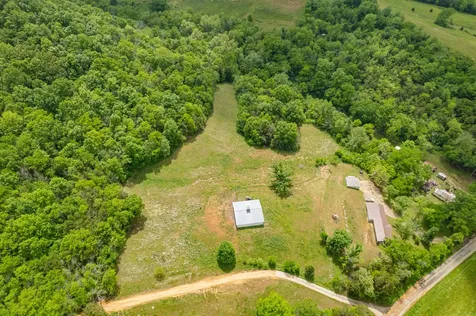 4187 Booker Farm Road Hampshire TN 38461
