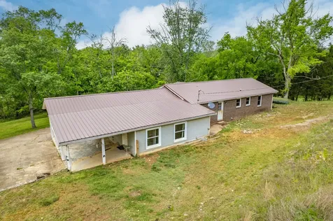 4187 Booker Farm Road Hampshire TN 38461