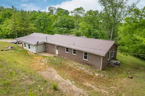 4187 Booker Farm Road Hampshire TN 38461