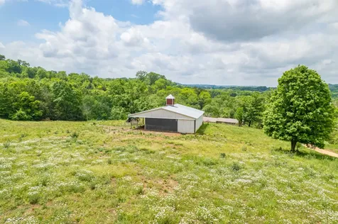 4187 Booker Farm Road Hampshire TN 38461