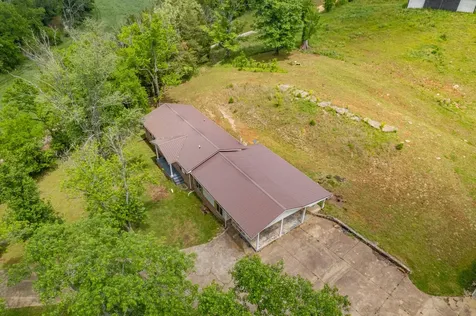 4187 Booker Farm Road Hampshire TN 38461