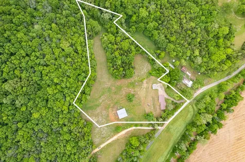 4187 Booker Farm Road Hampshire TN 38461