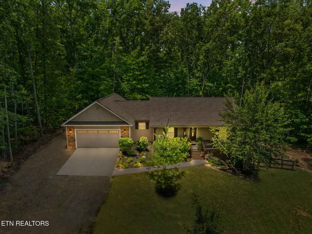 4117 Chica Road Crossville TN 38572