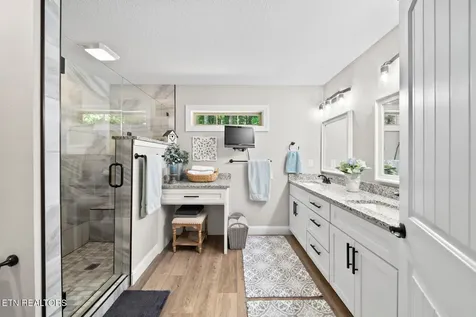 4117 Chica Road Crossville TN 38572