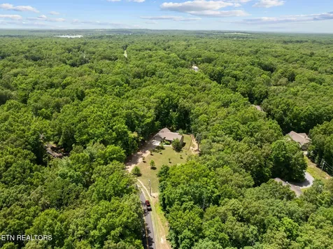 4117 Chica Road Crossville TN 38572