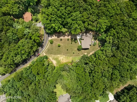 4117 Chica Road Crossville TN 38572